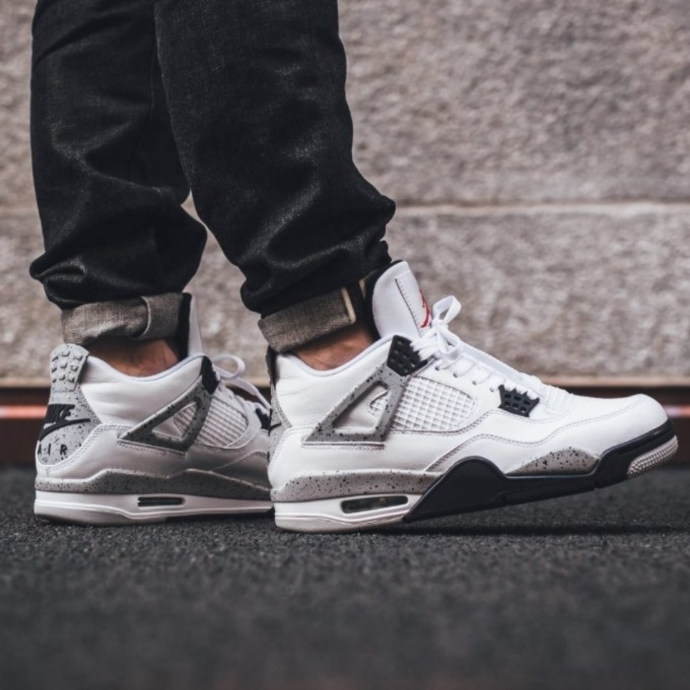 Nike retro  OG Air Jordans #4 2016 rerelease